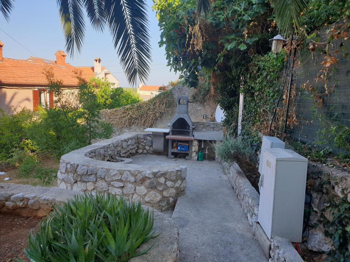 דירות מאלי לוסיניי Castel מראה חיצוני תמונה