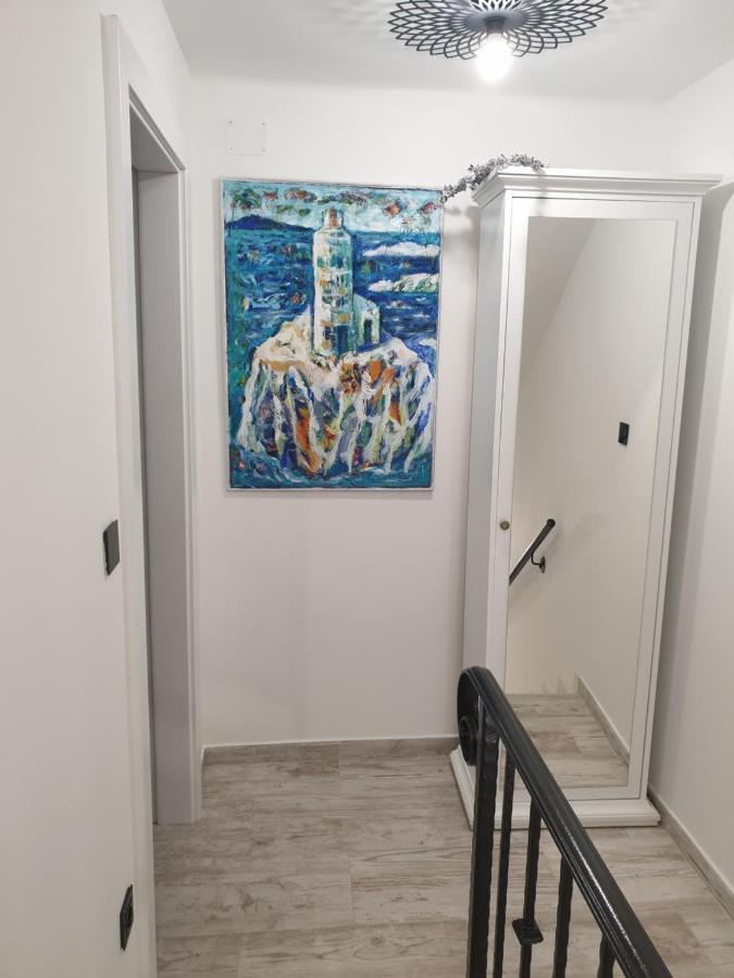 דירות מאלי לוסיניי Castel מראה חיצוני תמונה