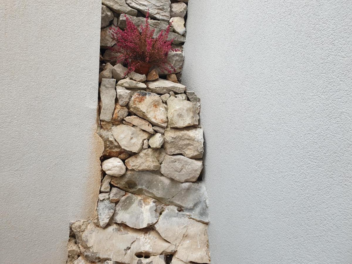 דירות מאלי לוסיניי Castel מראה חיצוני תמונה